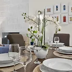 Two-bedroom Retreat Appartamento *