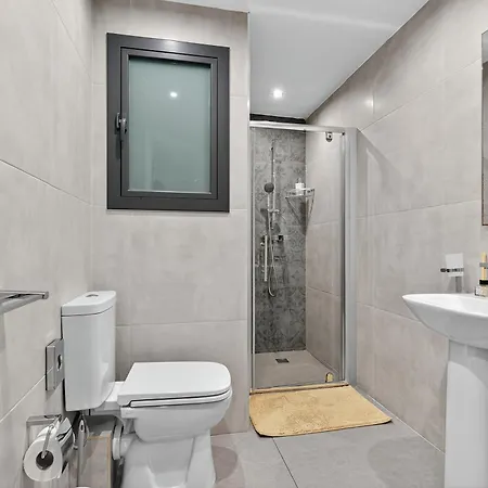 Two-bedroom Retreat Valletta