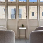 Two-bedroom Retreat Apartment