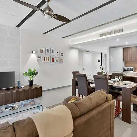 Two-bedroom Retreat *