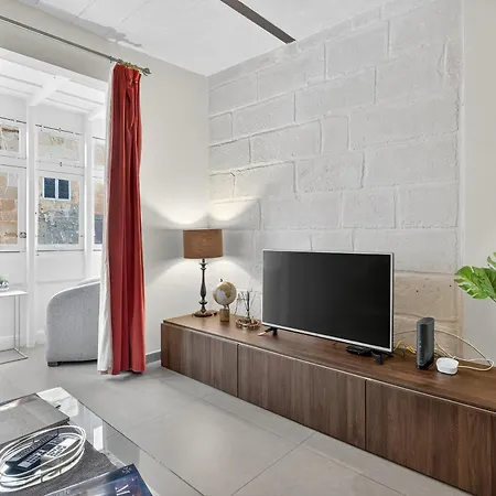 Two-bedroom Retreat